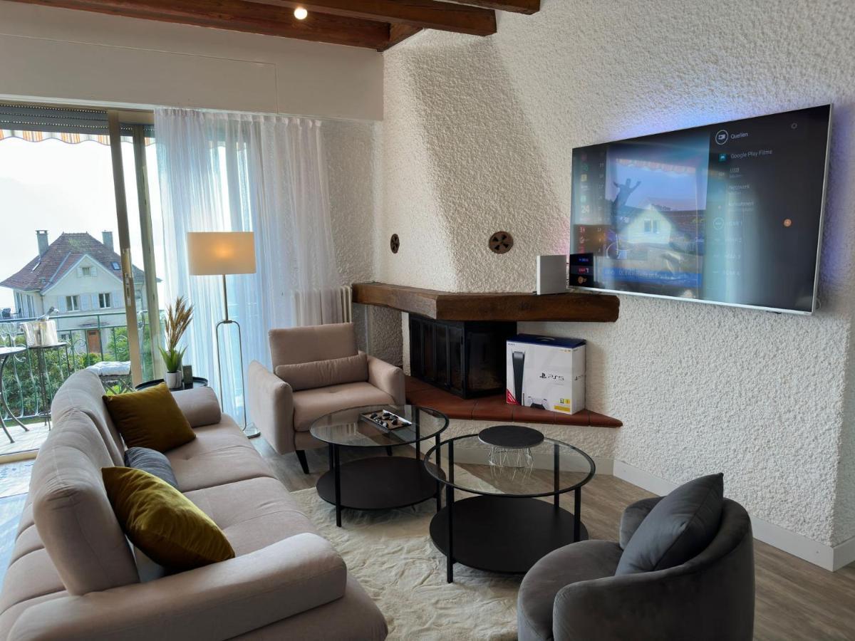 Villa Montreux *